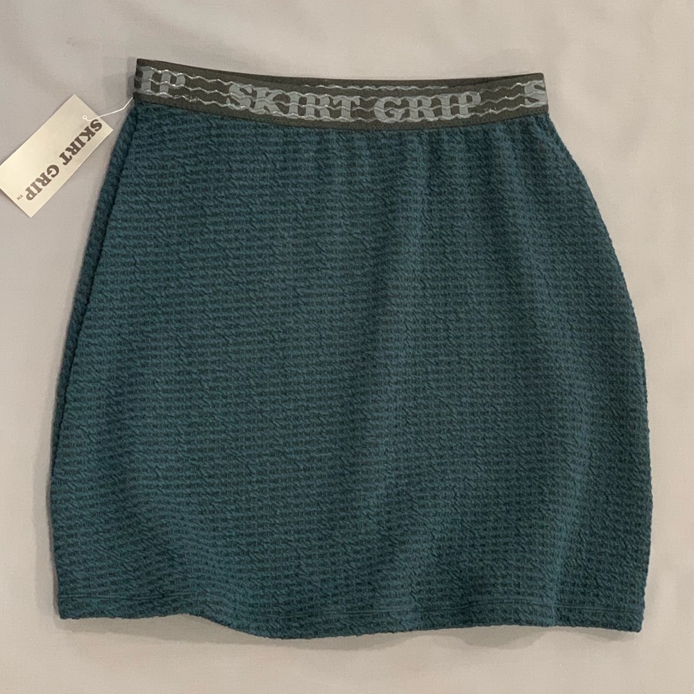 Skirt Grip - The Knit Skirt - teal black skirt